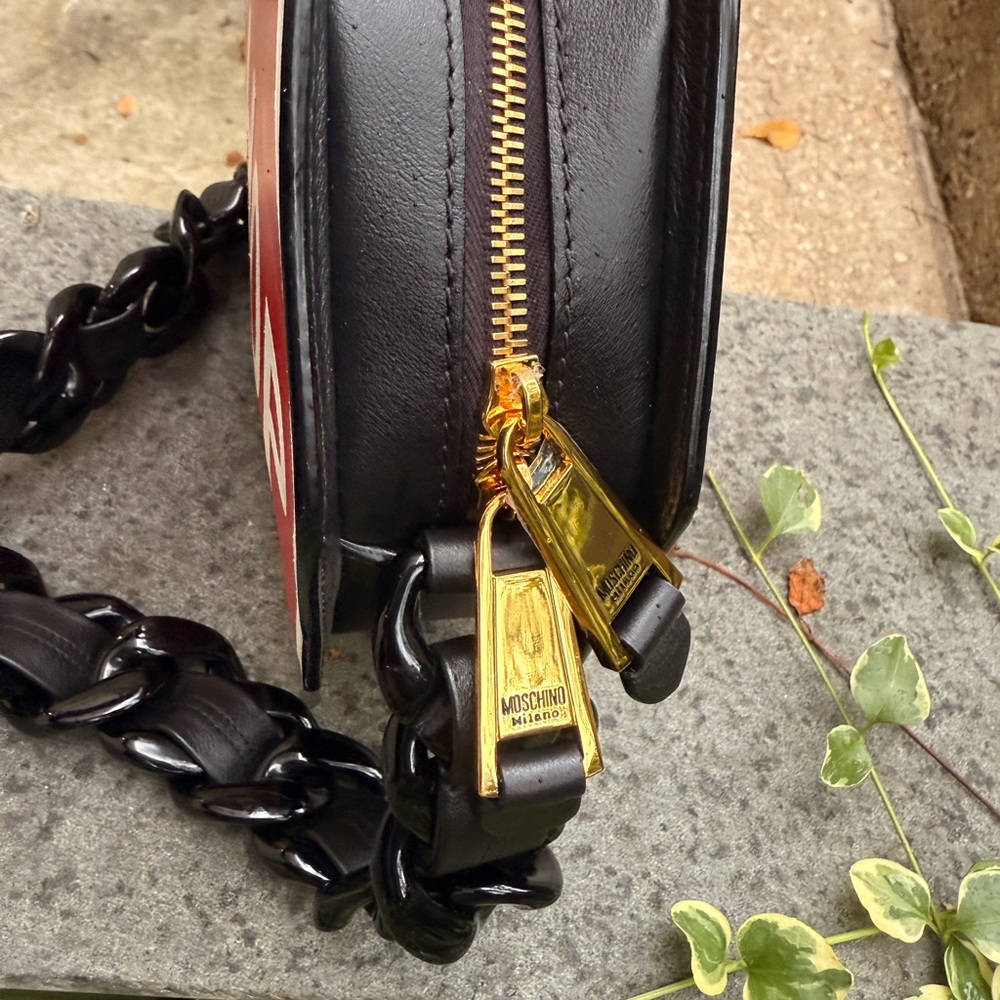 Stunning brand new Moschino Milano runway “SHOP” bag - Picture 7 of 9